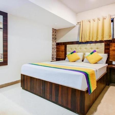 فندق Kalpana Residency - Near Us Embassy مومباي المظهر الخارجي الصورة